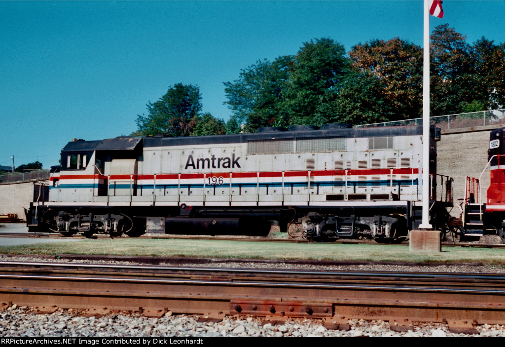 Amtrak 196